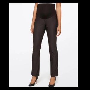 Tribal maternity dress pants. NWT. Size 8 Color-Black/Charcol